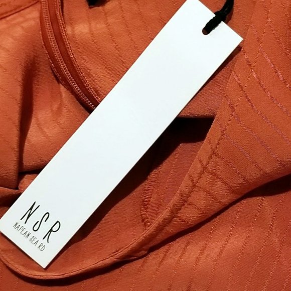 New NSR Twist Knot Flared Long Sleeve Dress  L/Large Womens Burnt Orange Mini - Picture 9 of 11